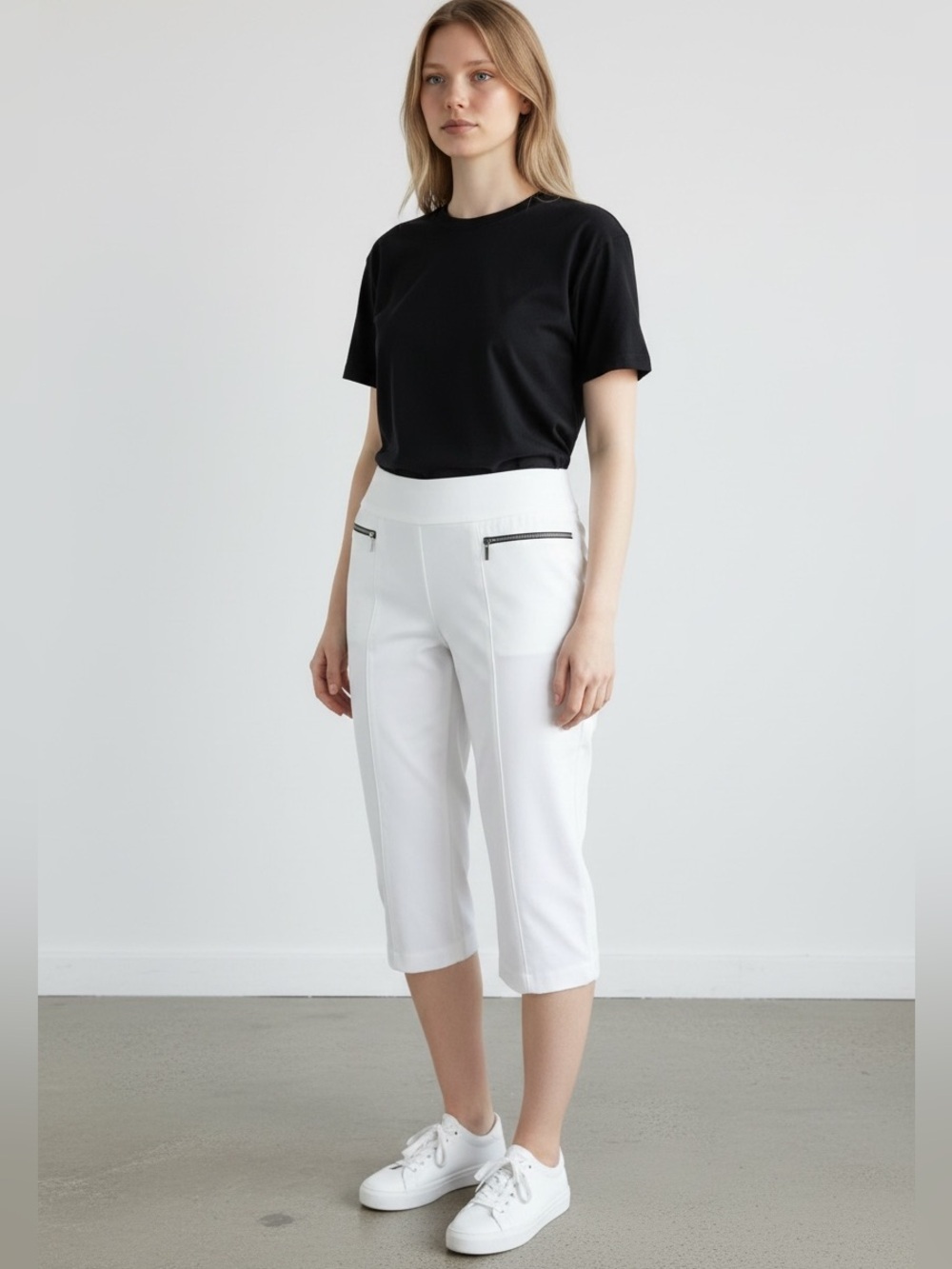 Style & Co. White Zipper Accent Capri Pants - Size L✨